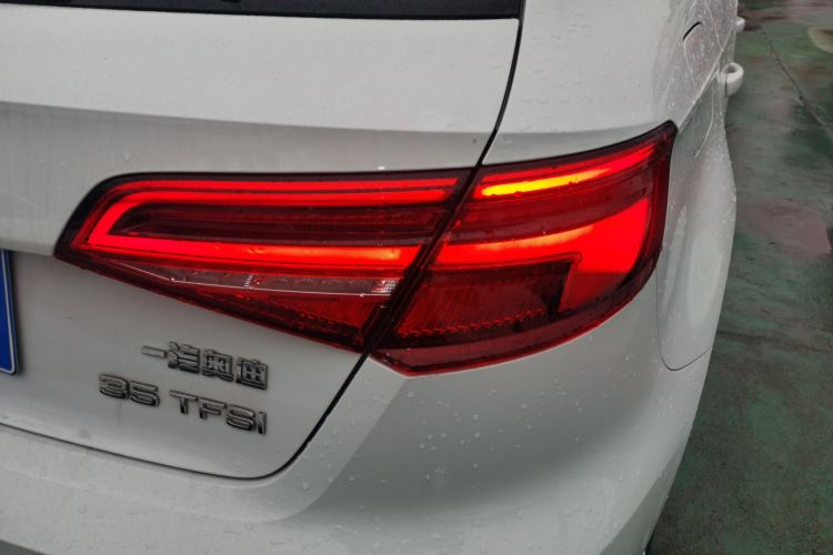 奥迪A3 2019款 Sportback 35 TFSI 时尚型 国V车身外观9