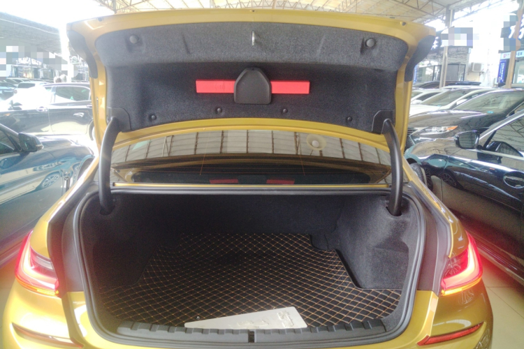 宝马3系 2020款 320Li M运动套装局部细节23