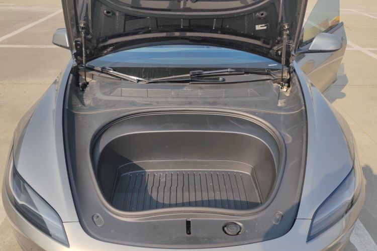 特斯拉 Model 3 2023款 长续航全轮驱动版局部细节24