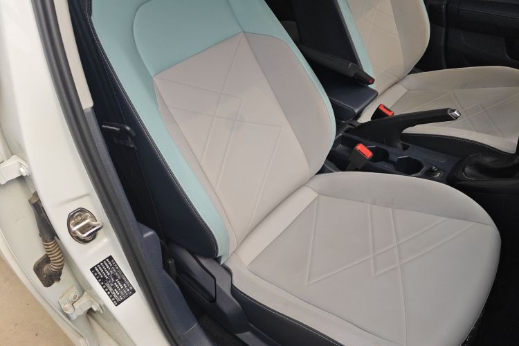 大众 朗逸 2023款 新锐 1.5L 自动新愿版局部细节41