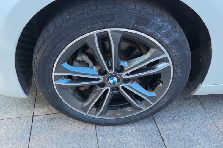 宝马1系 2018款 改款 118i 运动型车身外观6007