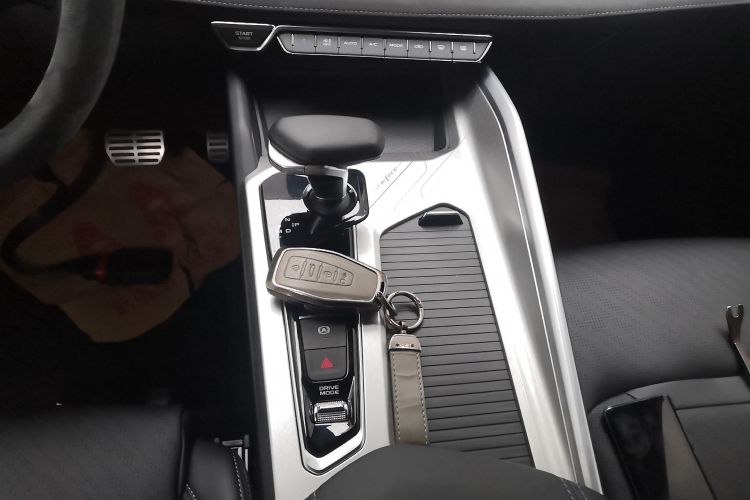 吉利汽车 星瑞 2024款 2.0TD 霄汉版局部细节18