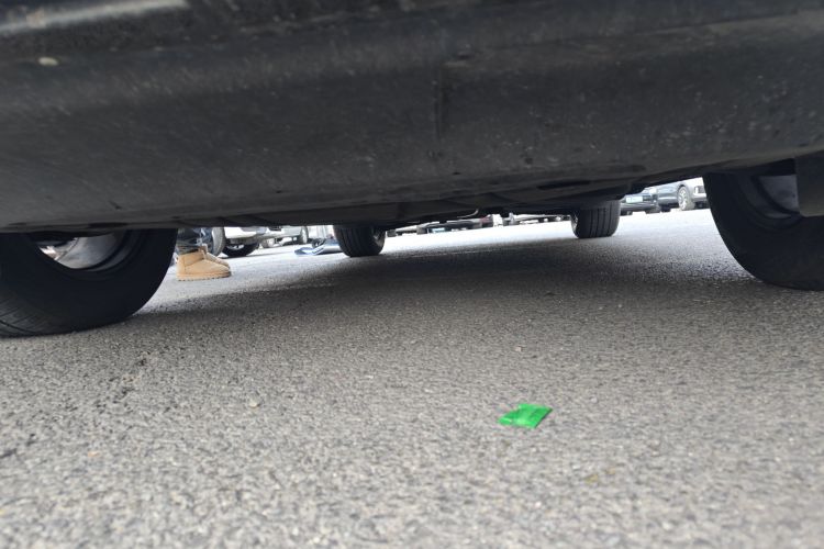 福特 2023款 锐界L 2.0T EcoBoost E混动两驱七座风尚型局部细节9008