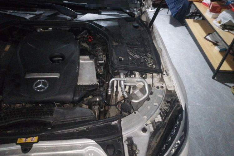 奔驰C级(进口) 2017款 改款 C 180 旅行轿车局部细节9007