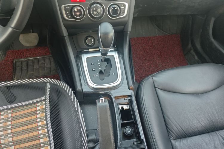 雪铁龙C4L 2014款 1.8L 智驱版 自动劲智型中控内饰18