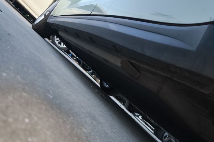 欧拉好猫 2023款 401km标准续航 舒享型 磷酸铁锂机舱底盘30