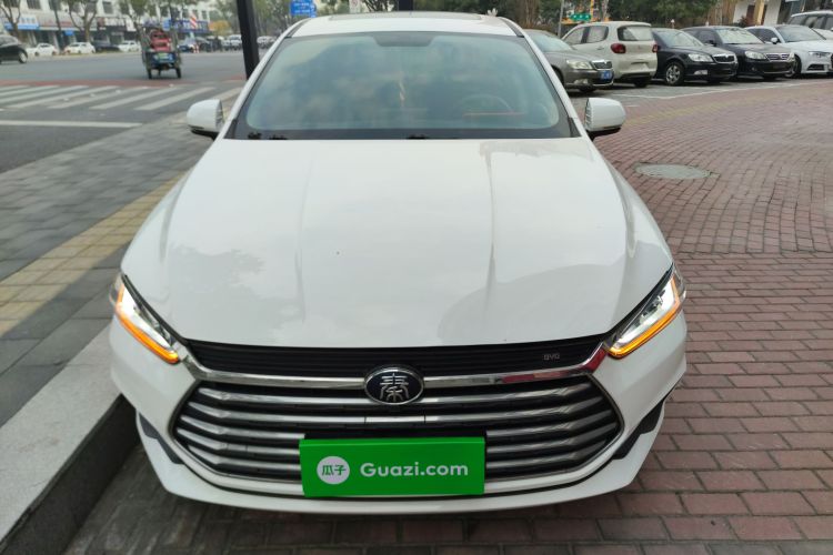 比亚迪 秦Pro 2020款 超越版 1.5TI 自动旗舰型车身外观6001