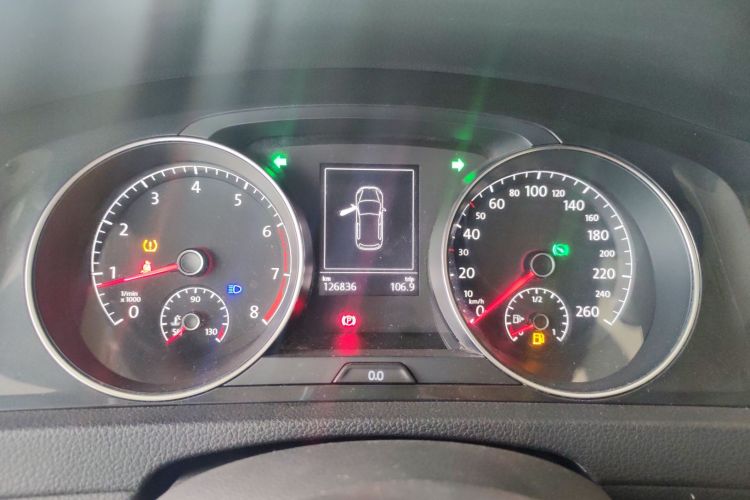 大众 高尔夫 2017款 230TSI 自动舒适百万辆纪念版中控内饰14