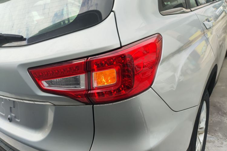 长安CS75 2014款 1.8T 自动尊贵型 国V车身外观6001