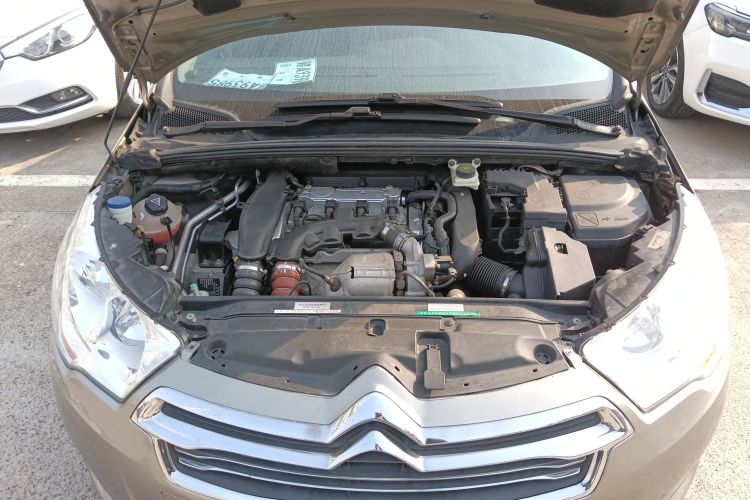 雪铁龙C4L 2014款 1.6THP 智驱版 自动劲智型机舱底盘24