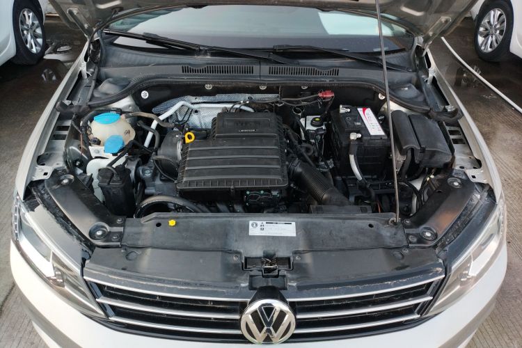 大众 速腾 2018款 1.6L 自动舒适型机舱底盘24