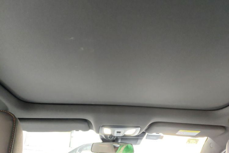 长安UNI-T 2022款 1.5T 旗舰型中控内饰22