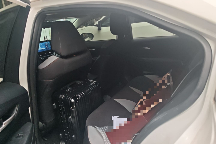 丰田 卡罗拉 2021款 1.2T S-CVT精英PLUS版中控内饰21