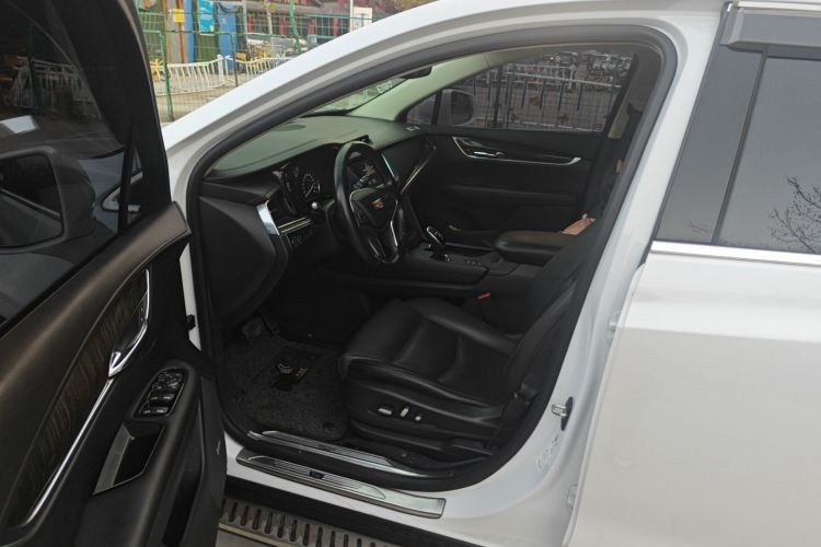 凯迪拉克XT5 2018款 28T 四驱豪华型中控内饰20
