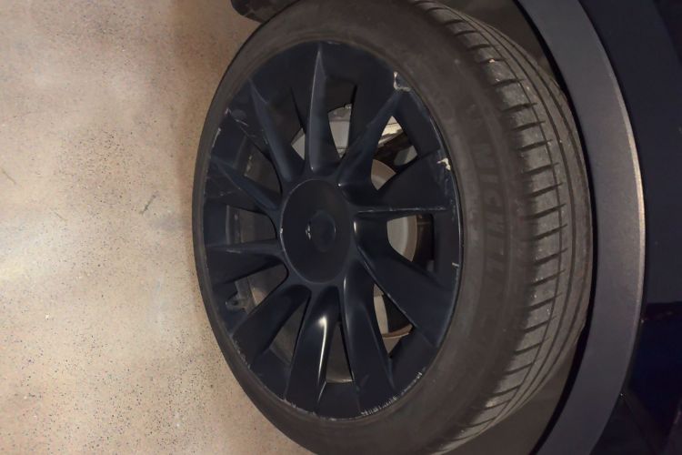 特斯拉 Model Y 2021款 长续航全轮驱动版车身外观6007