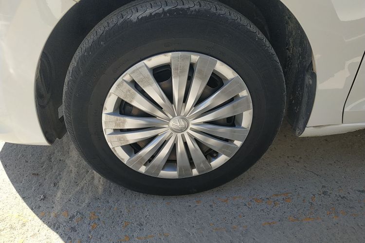 大众 桑塔纳 2019款 1.5L 手动风尚版 国VI车身外观35