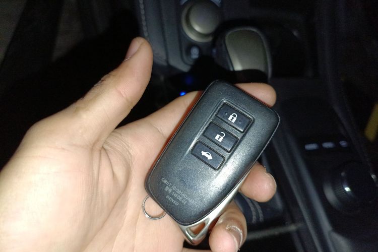 雷克萨斯ES 2015款 200 精英版中控内饰7001