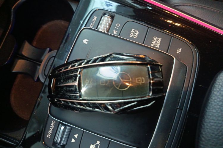 奔驰GLB 2021款 GLB 200 时尚型中控内饰11