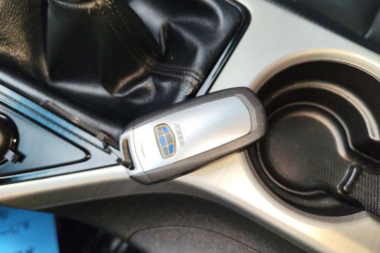 吉利汽车 帝豪GL 2017款 1.3T 手动精英型中控内饰11