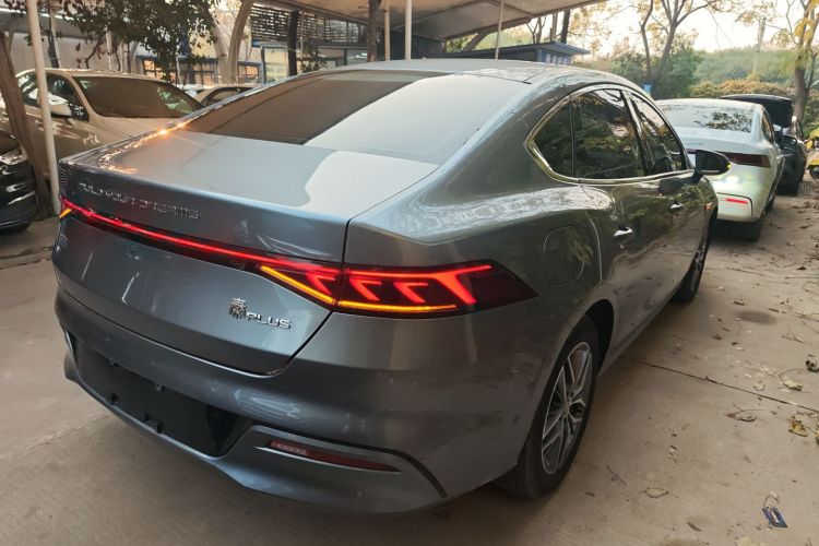 比亚迪 秦PLUS 2023款 冠军版 EV 510KM领先型车身外观7