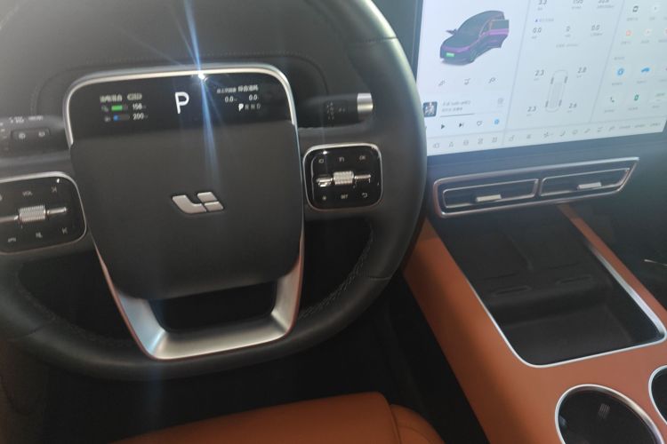 理想汽车 理想L9 2024款 Ultra中控内饰18
