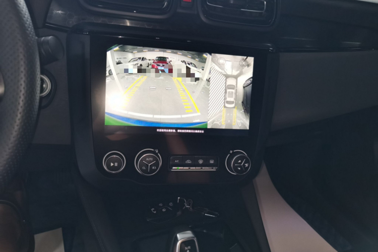 领克03 2021款 2.0TD 自动劲Plus中控内饰16