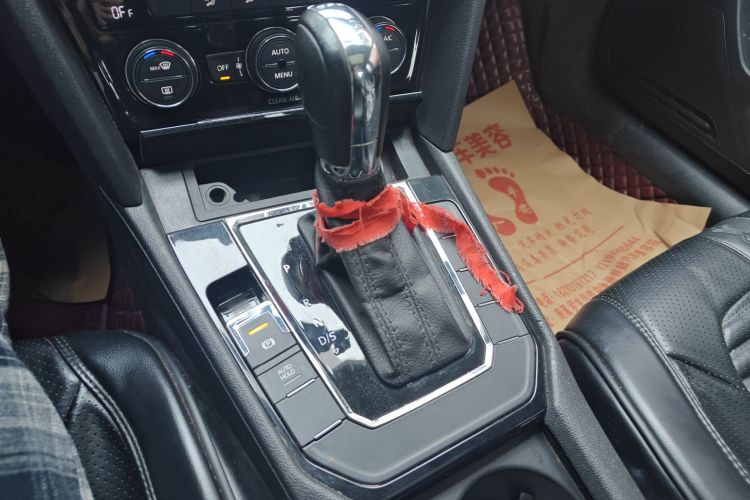 大众 凌渡 2015款 280TSI DSG舒适版中控内饰18