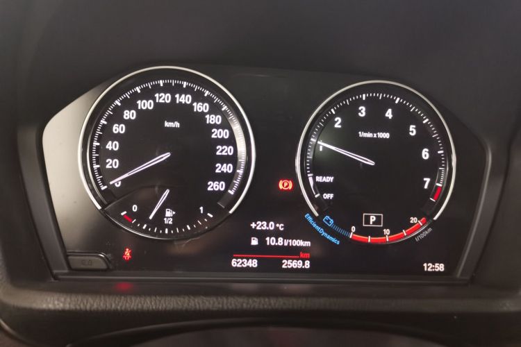 宝马X1 2021款 sDrive25Li 领先型中控内饰14