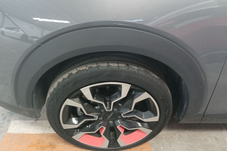 领克06 2020款 1.5T 耀Halo车身外观35