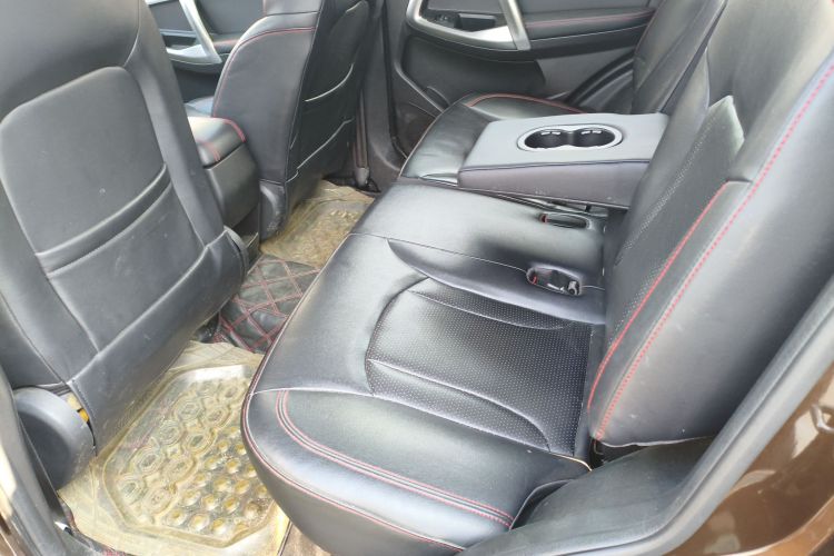 奇瑞 瑞虎5 2016款 2.0L CVT家悦版中控内饰21