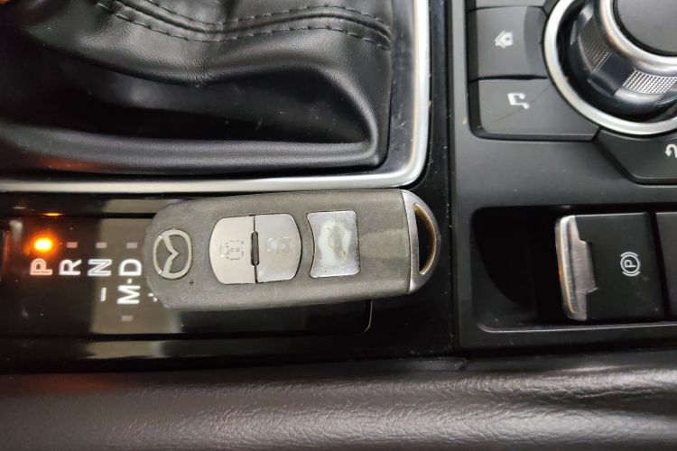 马自达3 昂克赛拉 2017款 三厢 2.0L 自动尊贵型 国V中控内饰11