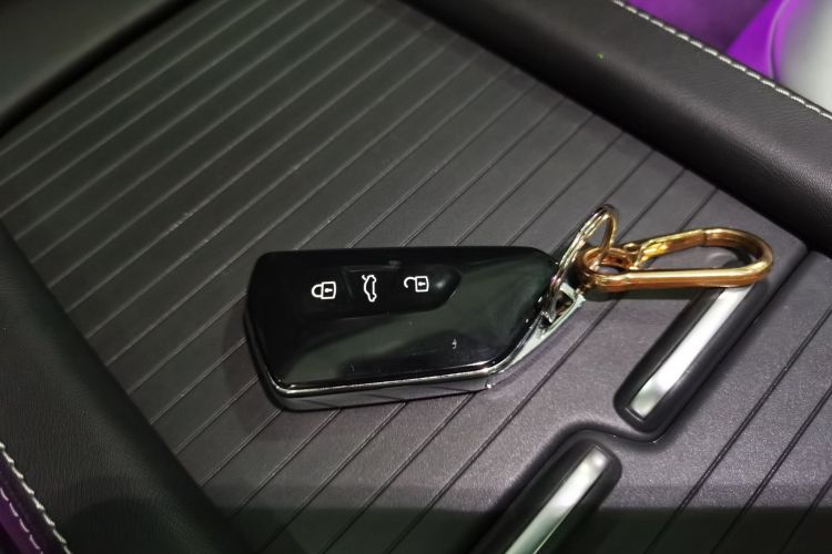 大众 ID.4 X 2023款 升级款 纯净长续航版中控内饰7001