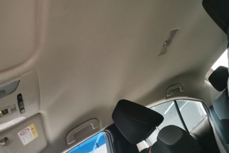 丰田 卡罗拉 2023款 1.2T 先锋版局部细节22