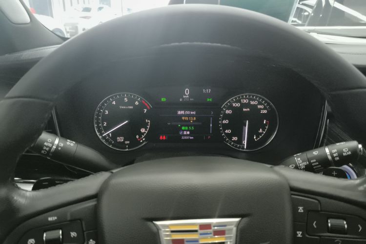 凯迪拉克XT6 2022款 2.0T 六座两驱豪华型中控内饰14