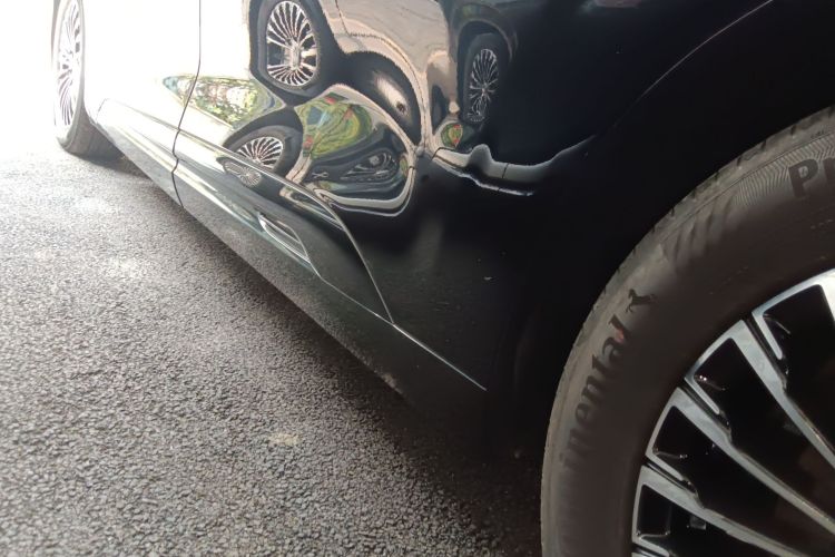 腾势D9 2022款 DM-i 1040 尊贵型局部细节9002