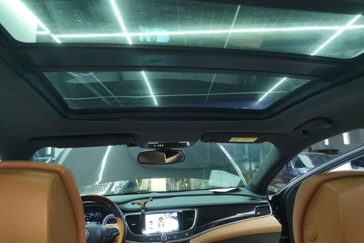 别克 君越 2016款 20T 精英型中控内饰22