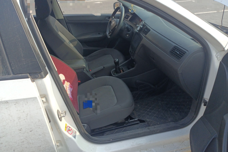 大众 桑塔纳 2016款 1.4L 手动风尚版局部细节9005