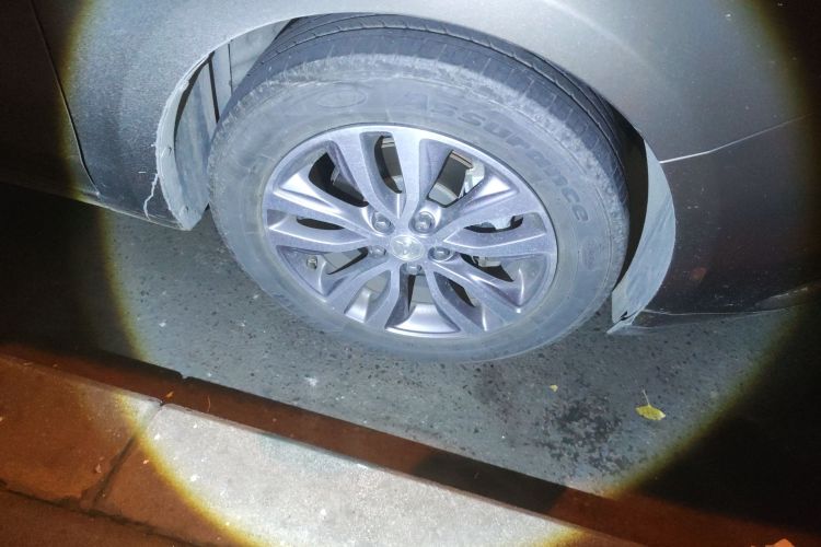 别克 英朗 2019款 18T 自动互联精英型 国VI车身外观10