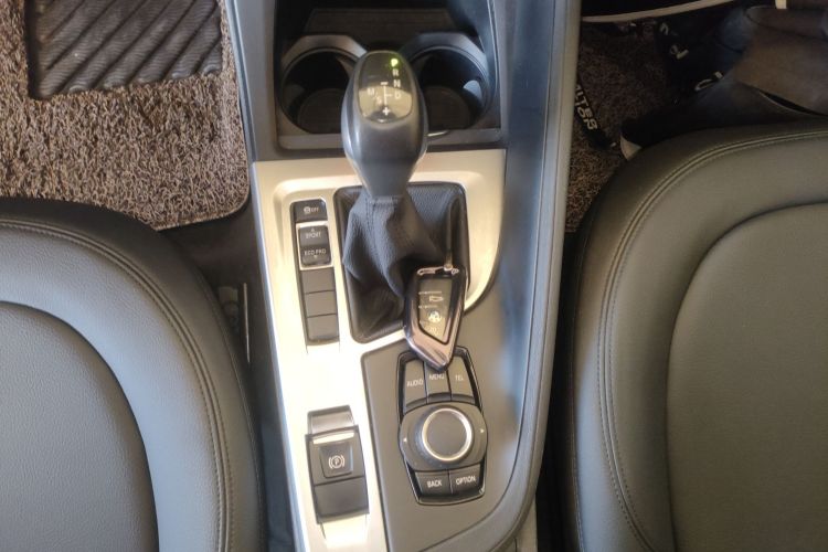 宝马X1 2018款 sDrive20Li 领先型局部细节18