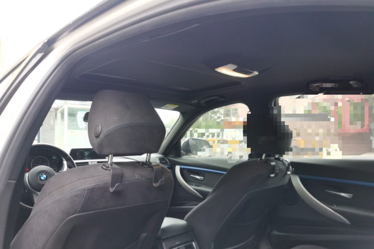 宝马3系 2018款 320i M运动套装局部细节22