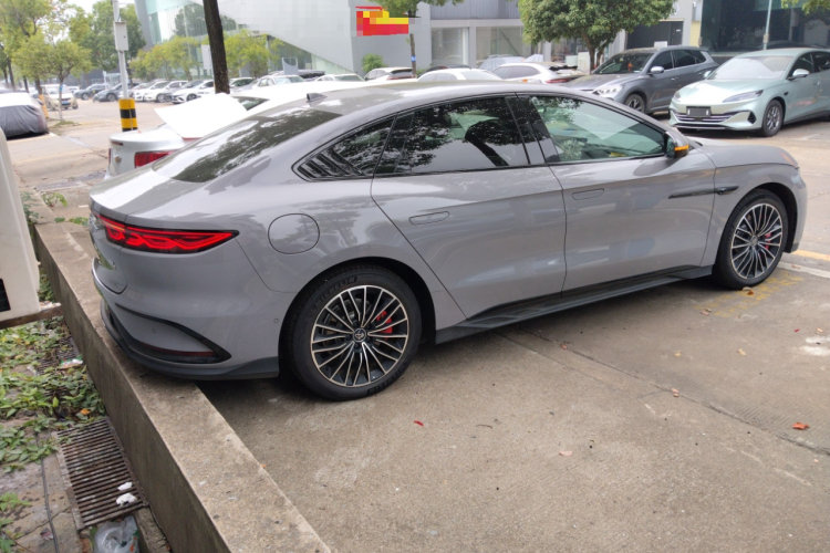 比亚迪 汉 2025款 EV 701KM激光雷达智驾型车身外观6005