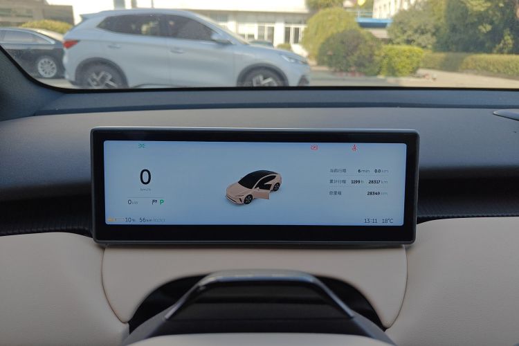 蔚来ET5 2022款 75kWh中控内饰14