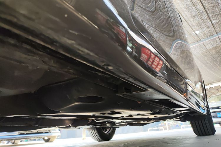 丰田 锐志 2013款 2.5S 菁锐版局部细节9002