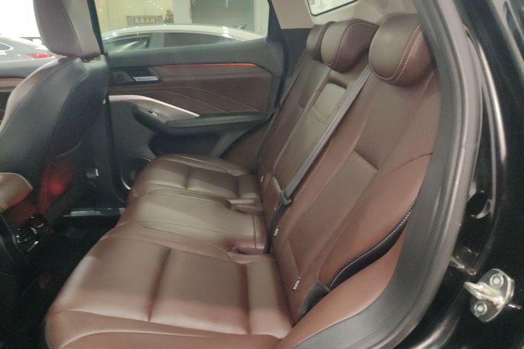 魏牌 VV6 2021款 2.0T 两驱智护+中控内饰21