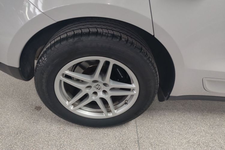 保时捷 2017款  Macan 2.0T车身外观6008