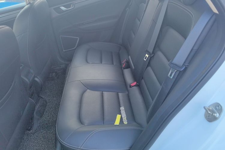 吉利汽车 帝豪GL 2017款 1.8L DCT精英型中控内饰21