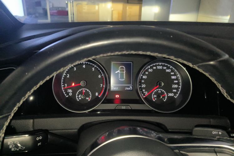 大众 高尔夫 2018款 280TSI 自动R-Line型中控内饰14