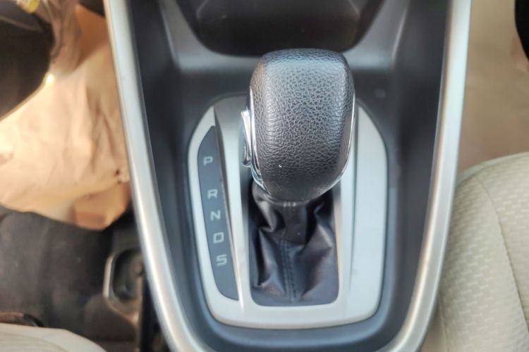 福特 福睿斯 2015款 1.5L 自动舒适型中控内饰18