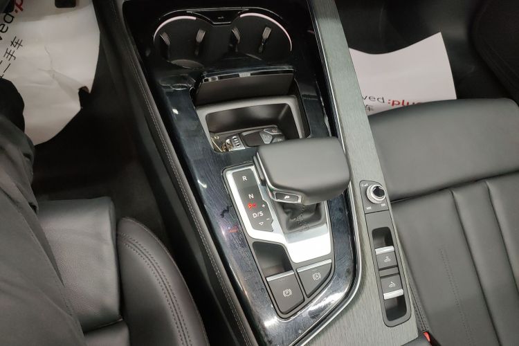 奥迪A5 2022款 Cabriolet 40 TFSI 时尚动感型中控内饰18