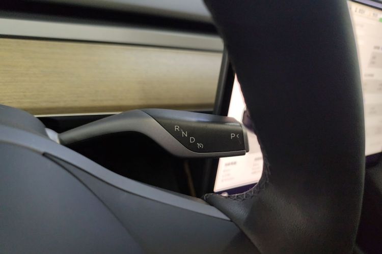 特斯拉 Model Y 2022款 后轮驱动版局部细节18